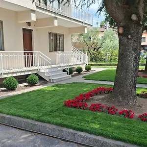 https://villa-forte-salvi.hotelinveneto.com